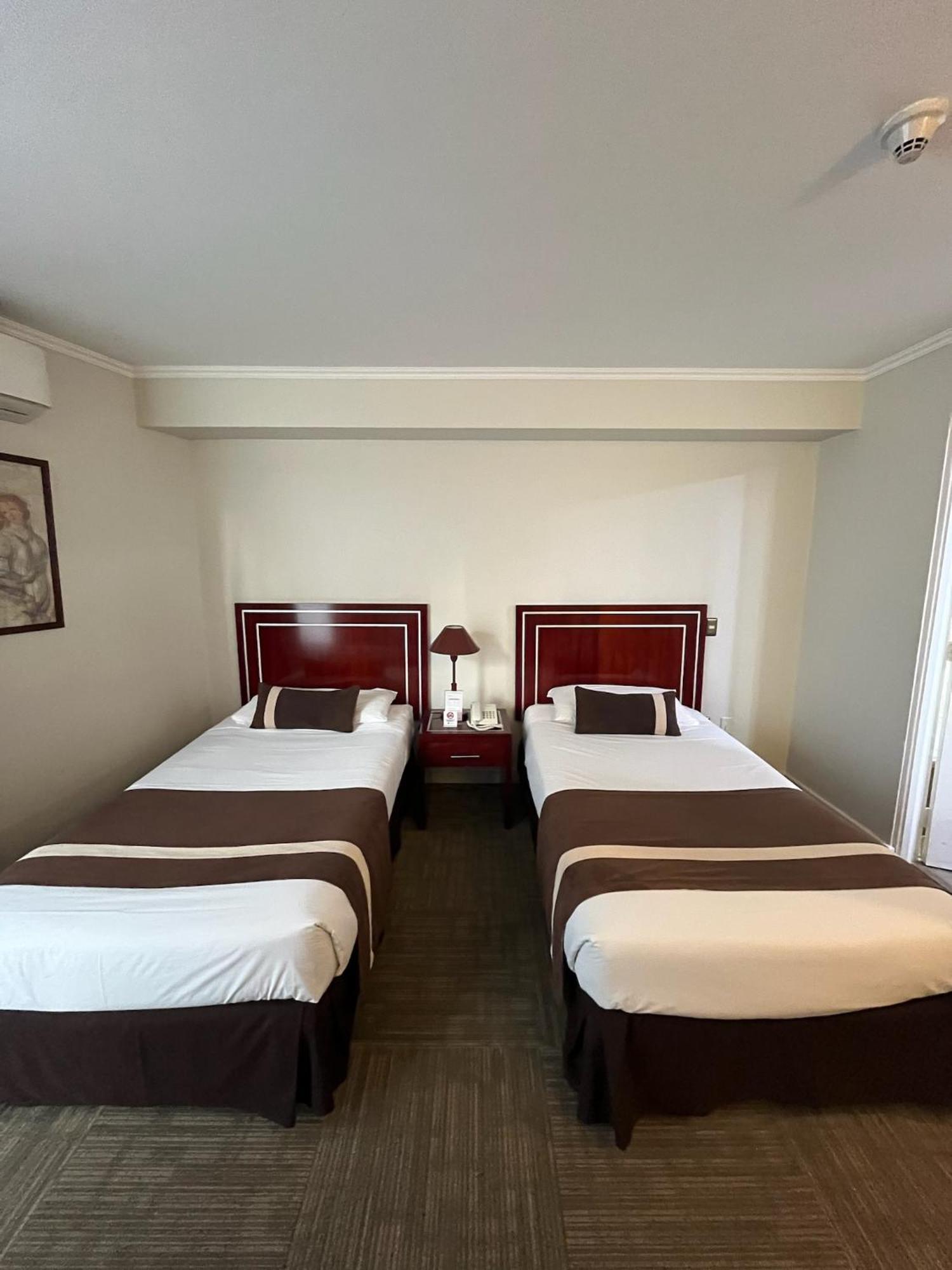 Hotel Leonardo Da Vinci Сантьяго Экстерьер фото