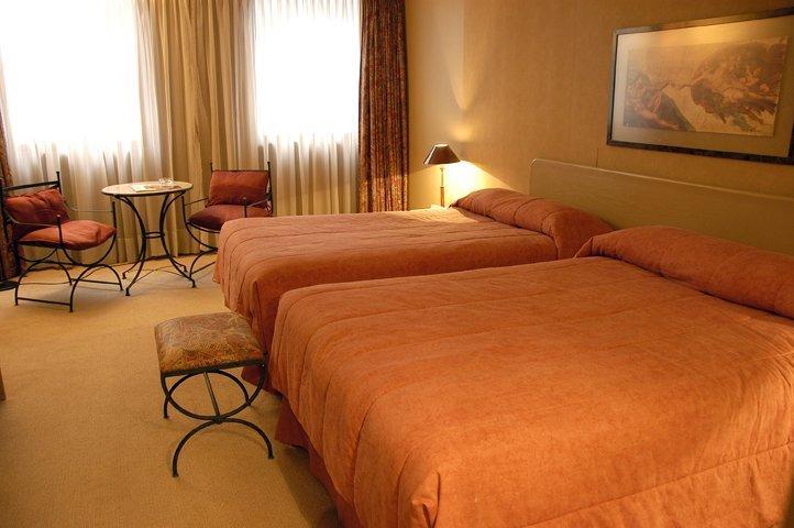 Hotel Leonardo Da Vinci Сантьяго Экстерьер фото