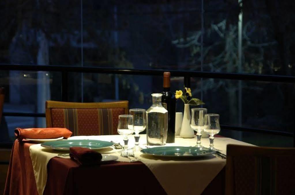 Hotel Leonardo Da Vinci Сантьяго Экстерьер фото